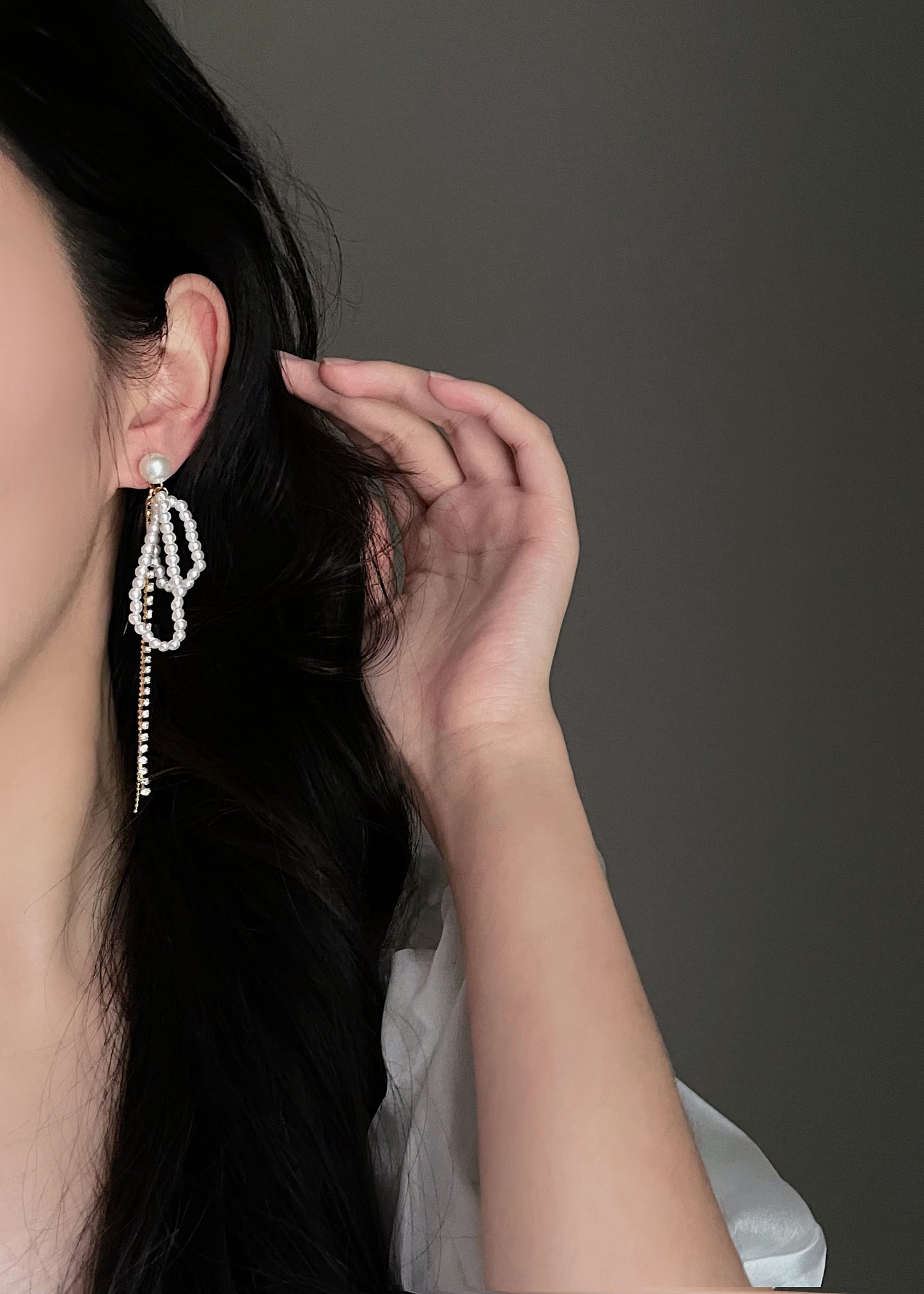 F019 Luxury Fashion Pearls Tassel Earrings Ear Clip