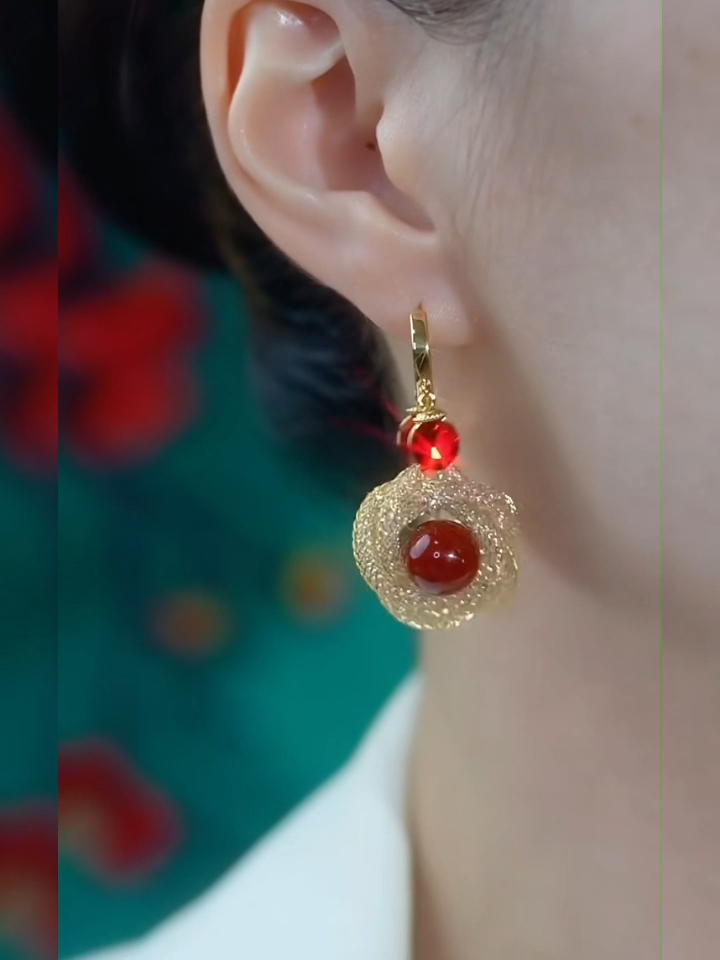 F023 Luxury Fashion Red Flower Dangling Earring