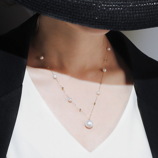 NV09 Teardrop Pendant Beaded Freshwater Pearl Necklace | 14K Gold Filled