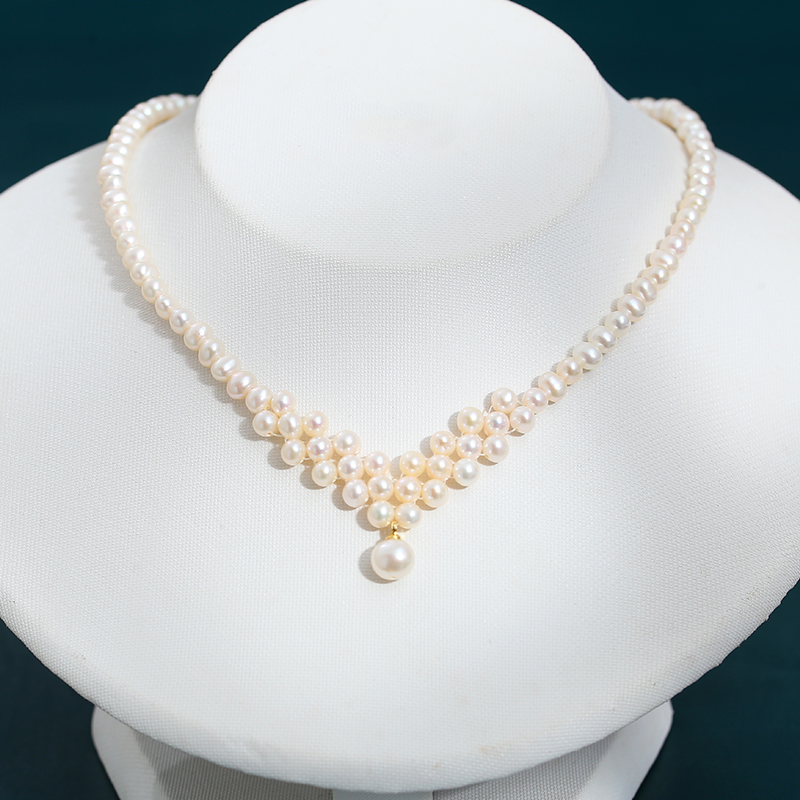 V901 Beaded Freshwater Pearl Necklace | Gold Plated